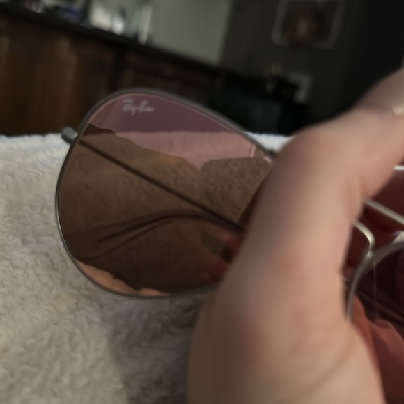 Ray-Ban sunglasses - Picture 5 of 5